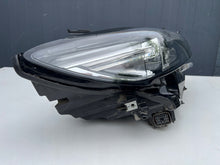 Laden Sie das Bild in den Galerie-Viewer, Frontscheinwerfer Mazda 6 Gl GRF5-51030 LED Rechts Scheinwerfer Headlight SCH2952336504ya