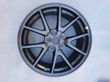 Laden Sie das Bild in den Galerie-Viewer, 1x Alufelge 18 Zoll 5x114.3 104426100A Tesla Model 3 Rim Wheel FEL4771162588bz