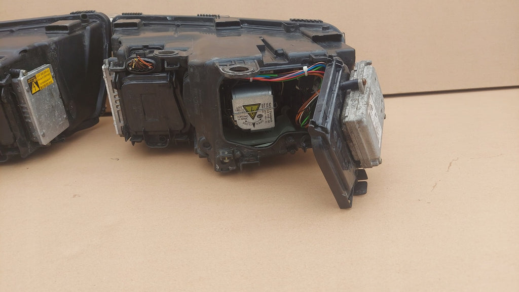 Frontscheinwerfer Audi A8 Bi-Xenon Ein Stück (Rechts oder Links) Headlight