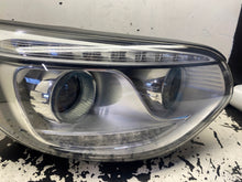 Load image into Gallery viewer, Frontscheinwerfer Kia Soul II Rechts Scheinwerfer Headlight SCH1402517519tc