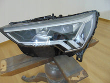 Laden Sie das Bild in den Galerie-Viewer, Frontscheinwerfer Audi Q3 83A941033 LED Links Scheinwerfer Headlight