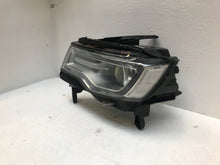 Laden Sie das Bild in den Galerie-Viewer, Frontscheinwerfer Jeep Grand Cherokee Wk2 Xenon Links Scheinwerfer Headlight SCH5215456194vn