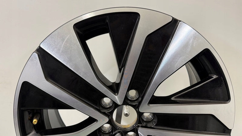 1x Alufelge 16 Zoll 6.0" 5x100 35ET Schwarz 2GM601025AH VW Rim Wheel FEL6939635006wb