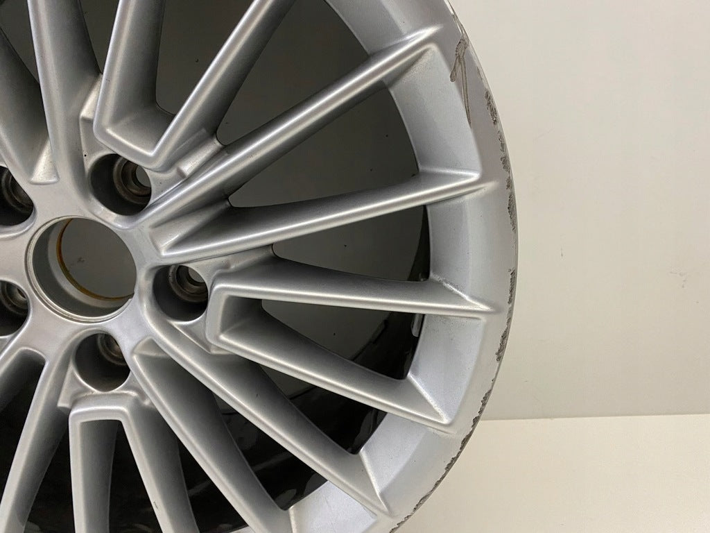 1x Alufelge 17 Zoll 8.0" 5x112 46ET Glanz Silber 8Y0601025 Audi A3 Rim Wheel FEL3115457280qh