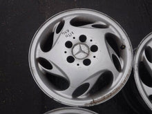 Laden Sie das Bild in den Galerie-Viewer, 4x Alufelge 16 Zoll 7.0" 5x112 55ET A6384010102 Mercedes-Benz Vito Rim Wheel FEL1745461911gy