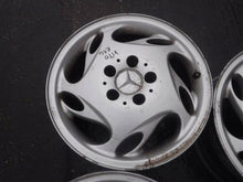 Laden Sie das Bild in den Galerie-Viewer, 4x Alufelge 16 Zoll 7.0" 5x112 55ET A6384010102 Mercedes-Benz Vito Rim Wheel FEL1745461911gy