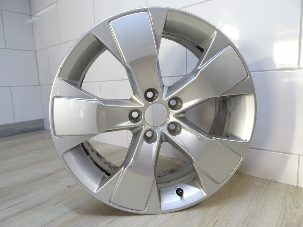 1x Alufelge 18 Zoll 7.5" 5x108 50,5ET Glanz Silber 31471553 Volvo Xc40 Rim Wheel