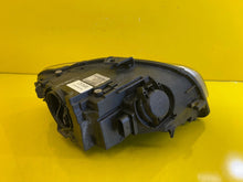 Load image into Gallery viewer, Frontscheinwerfer Audi A4 B7 8E0941003AM Xenon Links Scheinwerfer Headlight