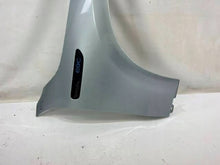 Laden Sie das Bild in den Galerie-Viewer, Kotflügel Mercedes-Benz Eqc NKO2818 Vorne Rechts