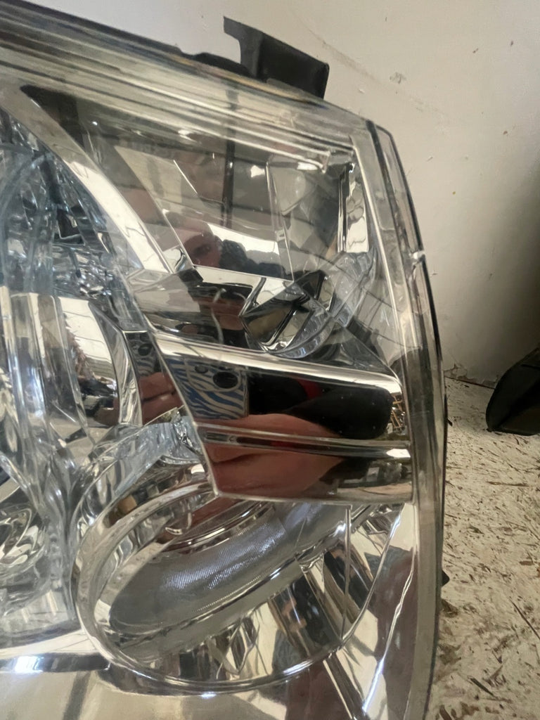 Frontscheinwerfer Mitsubishi Pajero IV 8301B330 Rechts Scheinwerfer Headlight SCH7554509792dq