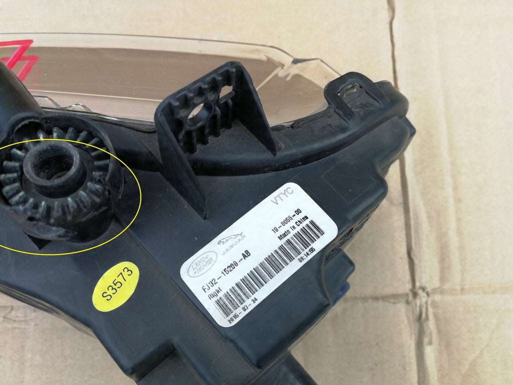 Frontscheinwerfer Jaguar Rover Sport Discovery L550 FJ32-15200-AB LED Rechts