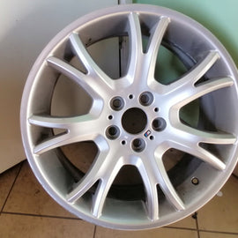 1x Alufelge 19 Zoll 8.5