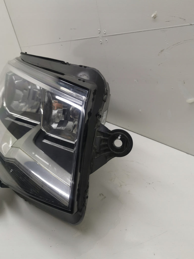 Frontscheinwerfer VW T5 H1BB-13E014-DD 7E1941006E LED Rechts Headlight