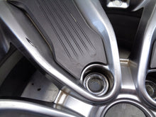 Laden Sie das Bild in den Galerie-Viewer, 1x Alufelge 17 Zoll 7.0&quot; 5x114.3 53ET Glanz Silber 52910-G2300 Hyundai Rim Wheel