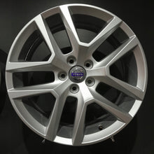 Laden Sie das Bild in den Galerie-Viewer, 4x Alufelge 18 Zoll 7.5" 5x108 55ET Glanz 31445568 Volvo V60 I S80 Rim Wheel FEL9835305627zw