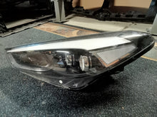 Load image into Gallery viewer, Frontscheinwerfer Hyundai Tucson D7921-22010 LED Links Scheinwerfer Headlight