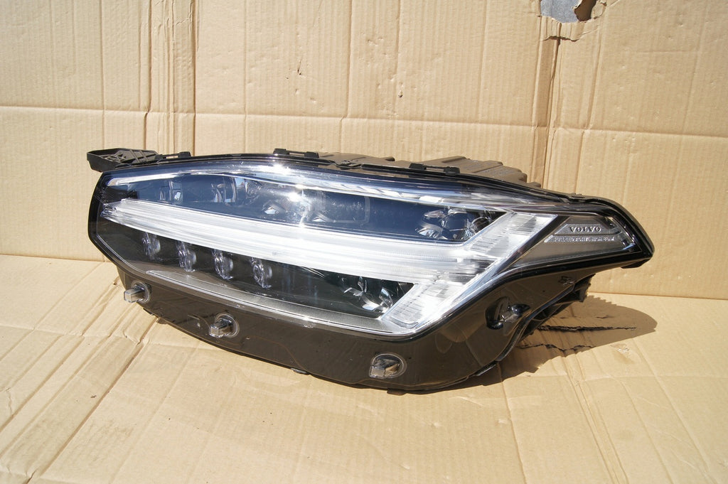 Frontscheinwerfer Volvo Xc90 31655807 Ein Stück (Rechts oder Links) Headlight