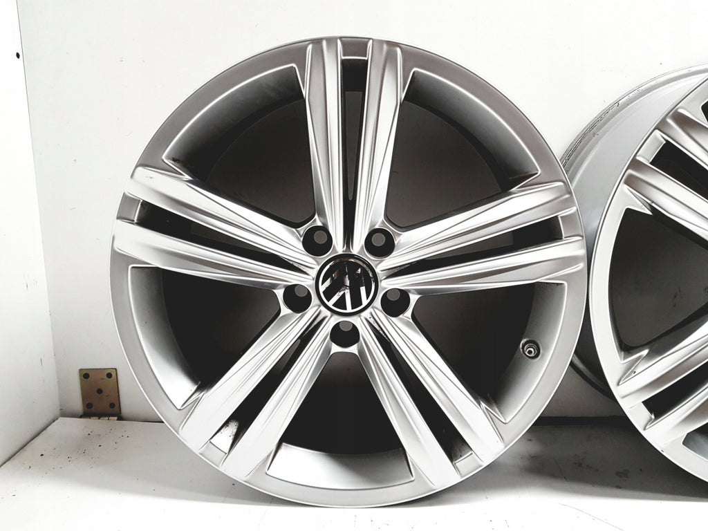 4x Alufelge 18 Zoll 7.0" 5x112 43ET Glanz Silber 5NA601025M VW Tiguan Rim Wheel FEL9206186471tm
