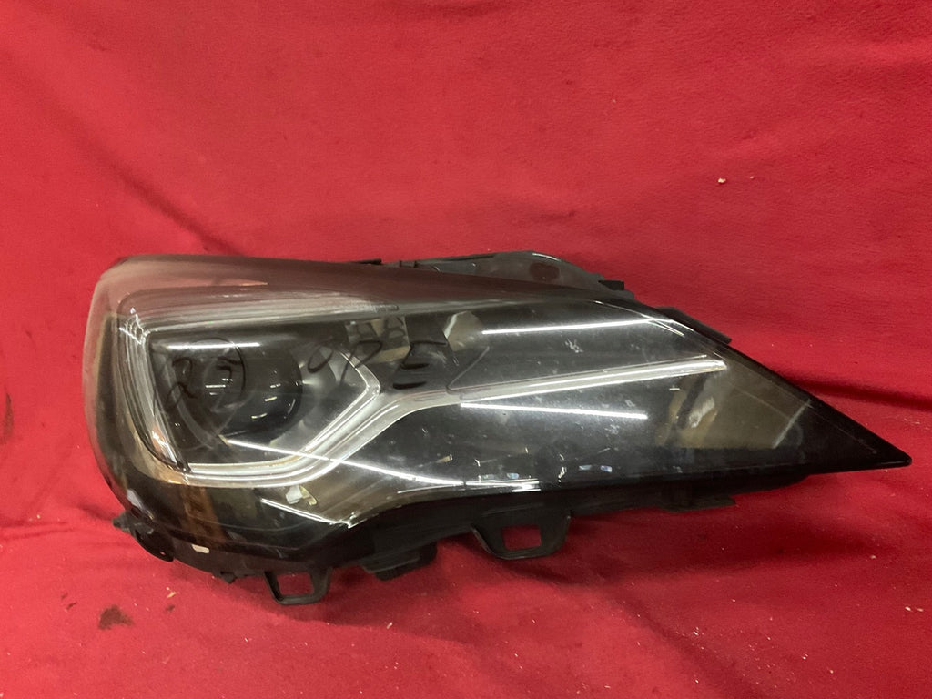 Frontscheinwerfer Opel Astra 39023763 LED Rechts Scheinwerfer Headlight SCH6486961030za