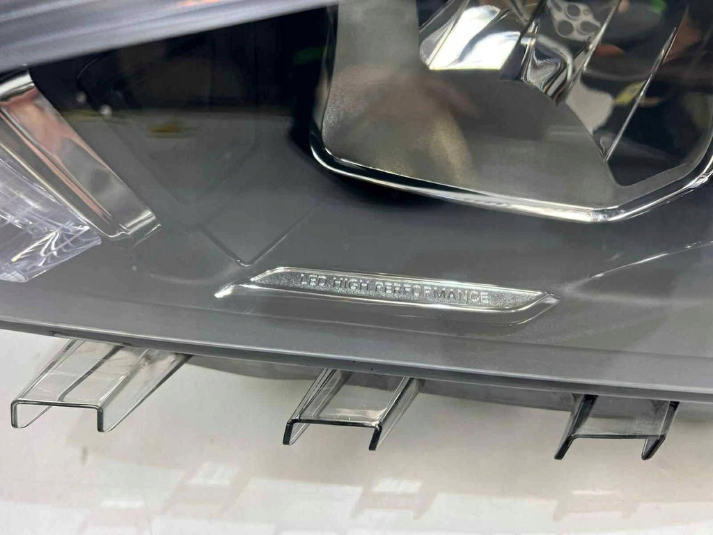 Frontscheinwerfer Mercedes-Benz Cla X118 C118 A1189068300 Links Headlight SCH5113270814uz