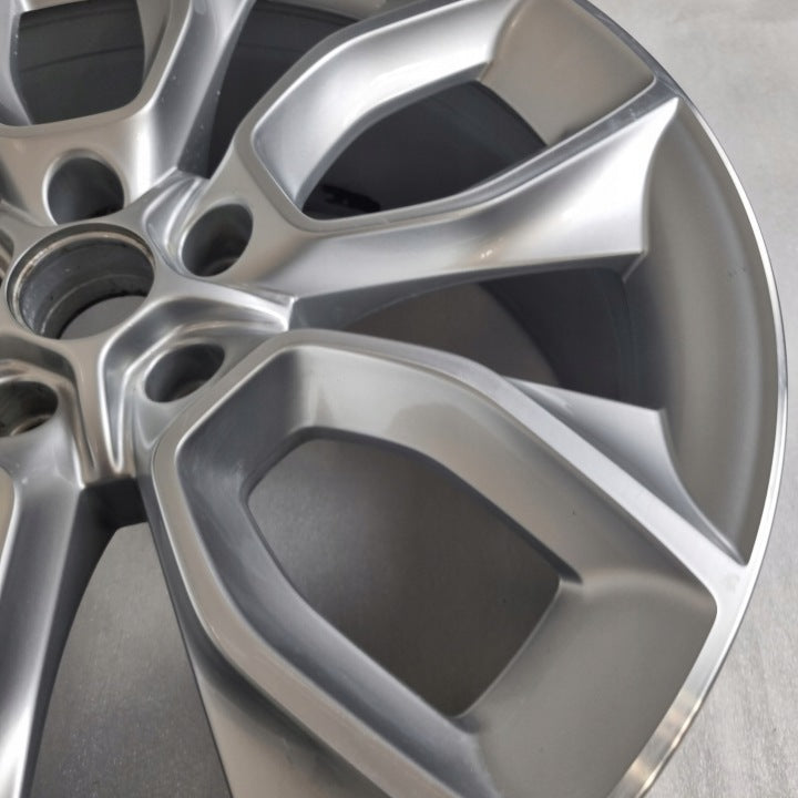 1x Alufelge 19 Zoll 8.0" 5x112 45ET Glanz Silber 57A601025Q Skoda Karoq FEL4260052593vj