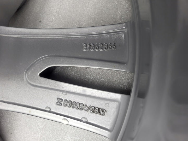 1x Alufelge 18 Zoll 7.5" 5x108 50 5ET Glanz Silber 31362866 Volvo V60 Xc60 FEL4223298363cc