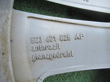 Laden Sie das Bild in den Galerie-Viewer, 1x Alufelge 18 Zoll 7.5" 5x112 48ET Glanz Silber 5E3601025 Skoda Octavia 5e3 FEL8327799491hu