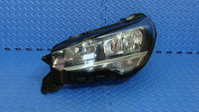 Laden Sie das Bild in den Galerie-Viewer, Frontscheinwerfer Opel Corsa F 39162648 Halogen Links Scheinwerfer Headlight