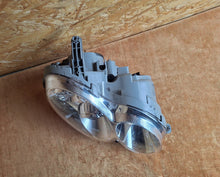 Laden Sie das Bild in den Galerie-Viewer, Frontscheinwerfer Mercedes-Benz W203 15273800 Xenon Rechts Headlight SCH6040003341gs