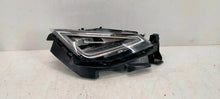 Laden Sie das Bild in den Galerie-Viewer, Frontscheinwerfer Seat Ibiza 6F1941008H Rechts Scheinwerfer Headlight