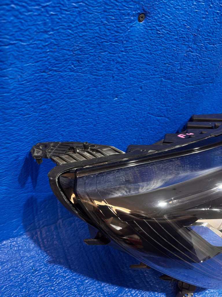 Frontscheinwerfer Renault Megane IV 260106126R Full LED Rechts oder Links SCH6083439926aa