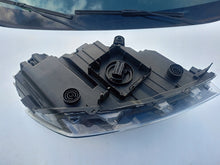 Laden Sie das Bild in den Galerie-Viewer, Frontscheinwerfer Seat Ateca 90117433 576941007D LED Links Headlight