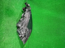Laden Sie das Bild in den Galerie-Viewer, Frontscheinwerfer Mazda 6 Gj GRF5-51030 GRF5-51030GRF5-51030 LED Rechts SCH6866964735ns