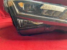 Laden Sie das Bild in den Galerie-Viewer, Frontscheinwerfer Skoda Superb III 3V1941016E Rechts Scheinwerfer Headlight SCH8429991941yp