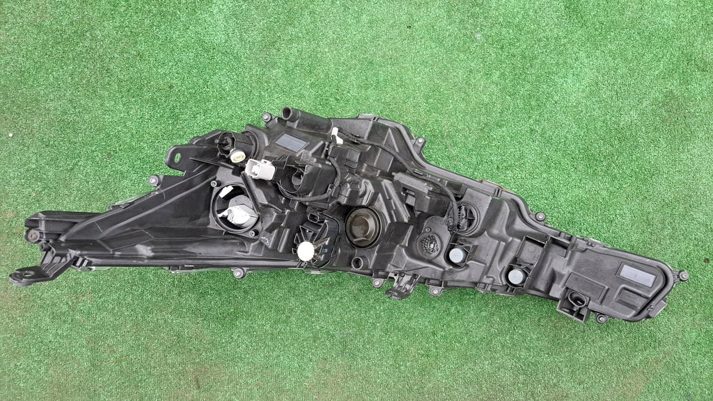 Frontscheinwerfer Toyota Corolla 8111002578 LED Ein Stück (Rechts oder Links)