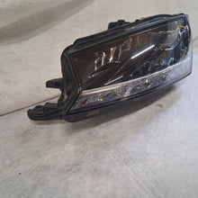 Laden Sie das Bild in den Galerie-Viewer, Frontscheinwerfer Skoda Fabia III 6V1941015F LED Links Scheinwerfer Headlight SCH9866241761er
