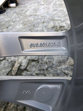 Load image into Gallery viewer, 1x Alufelge 17 Zoll 7.0" 5x100 46ET Glanz 6V0601025C Skoda Fabia Rim Wheel FEL3854028858ng