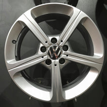 Laden Sie das Bild in den Galerie-Viewer, 4x Alufelge 17 Zoll 6.5" 5x112 44ET A1774011200 Mercedes-Benz Caddy V Golf VII I FEL9545226808lx