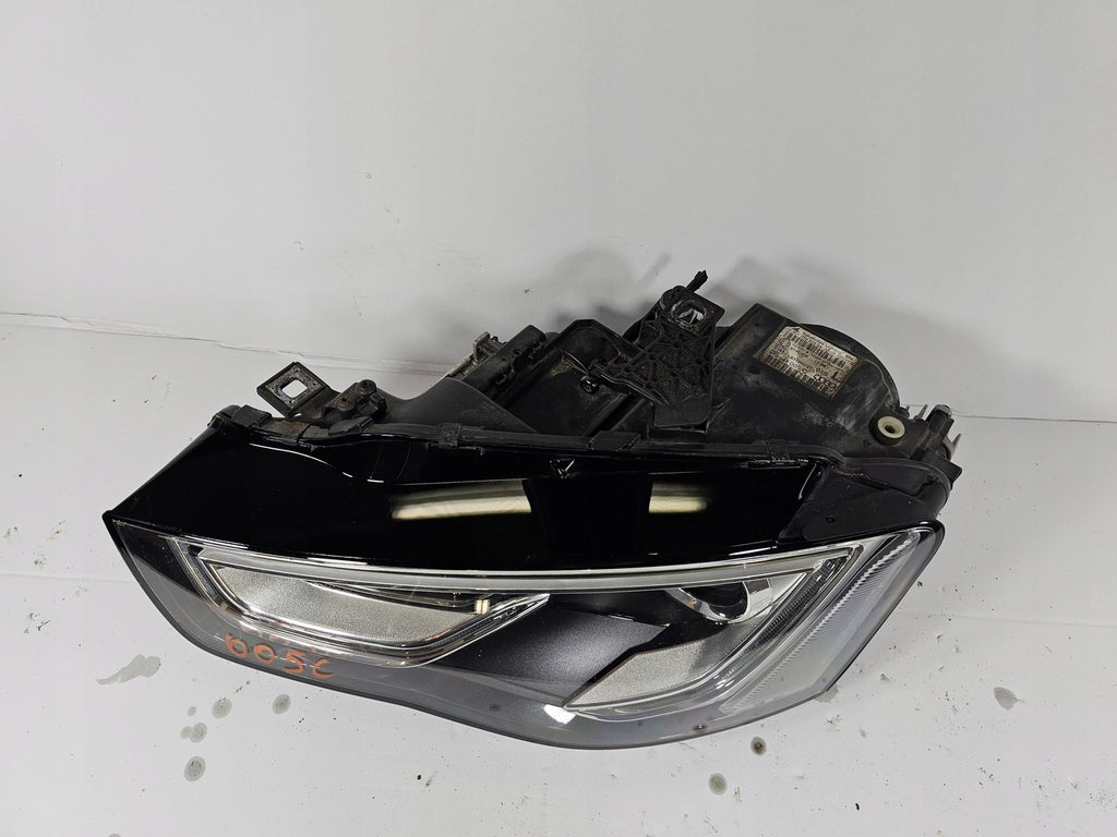 Frontscheinwerfer Audi A5 8T0941005C Ein Stück (Rechts oder Links) Headlight