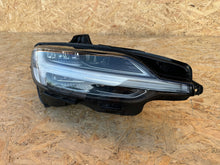 Laden Sie das Bild in den Galerie-Viewer, Frontscheinwerfer Volvo V60 II S60 III 32404680 Full LED Rechts Headlight SCH2006259300rv