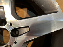 Laden Sie das Bild in den Galerie-Viewer, 1x Alufelge 18 Zoll 7.0" 5x112 46ET A1564010500 Mercedes-Benz Gla Amg Rim Wheel FEL4566003685pr