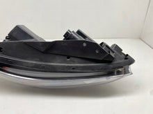 Laden Sie das Bild in den Galerie-Viewer, Frontscheinwerfer Kia Ceed J792111020 J7921-62520 LED Rechts Headlight