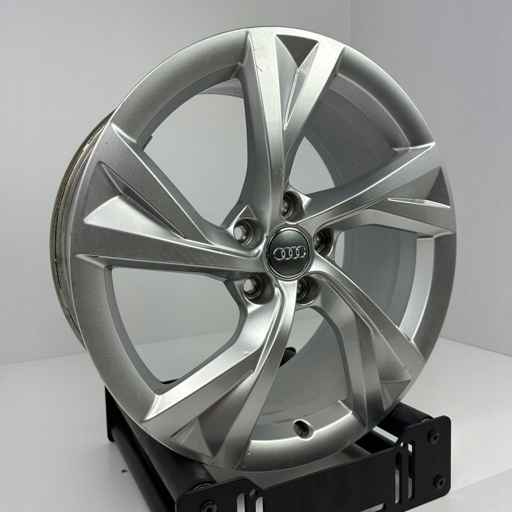 1x Alufelge 18 Zoll 8.0" 5x112 40ET Glanz Silber Audi Rim Wheel FEL8485425835sf