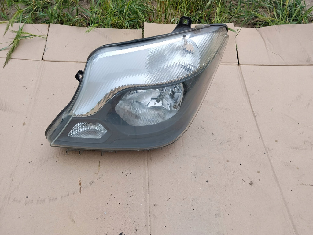 Frontscheinwerfer Mercedes-Benz Sprinter A9068202361 Links Headlight SCH5925267449xd