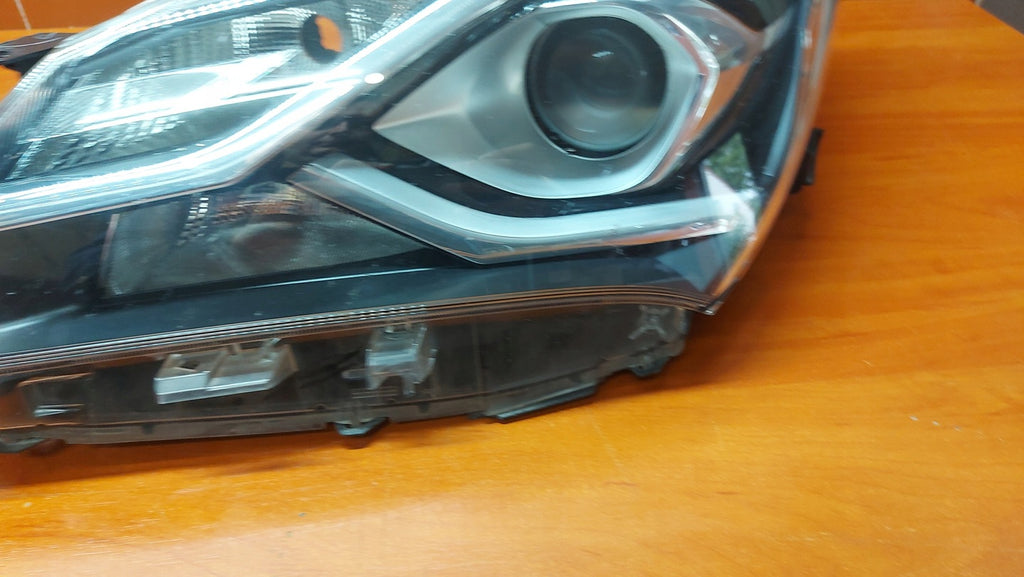 Frontscheinwerfer Toyota Yaris OD-199 0D-200 LED Ein Stück (Rechts oder Links)