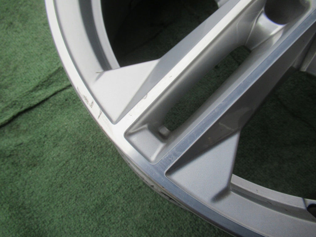 1x Alufelge 18 Zoll 7.0" 5x112 43ET Glanz Silber 83A601025G Audi Q3 Rim Wheel FEL3651890685ij