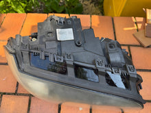 Load image into Gallery viewer, Frontscheinwerfer BMW X3 E83 7162192-05 Xenon Rechts Scheinwerfer Headlight SCH3001905637ze