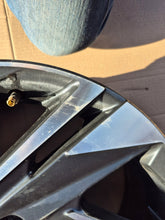Laden Sie das Bild in den Galerie-Viewer, 1x Alufelge 16 Zoll 6.0" 4x100 50ET Glanz Schwarz 52910-Q0200 Hyundai I20 III Mg FEL1246624192vw