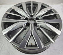 Load image into Gallery viewer, 1x Alufelge 20 Zoll 8.0" 5x114.3 45ET 6RG6B Nissan X-Trail I Qashqai J12 FEL4898705453uk