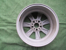 Laden Sie das Bild in den Galerie-Viewer, 1x Alufelge 16 Zoll 7.0" 5x112 43ET Glanz Silber A2044011102 Mercedes-Benz W204 FEL4795413930rz